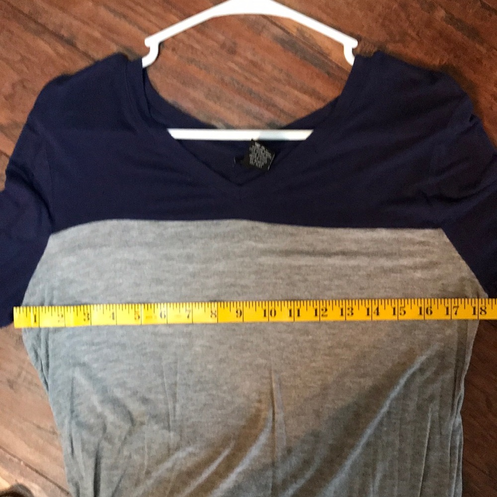 Rue 21 Mid Sleeve Top - Picture 5 of 5
